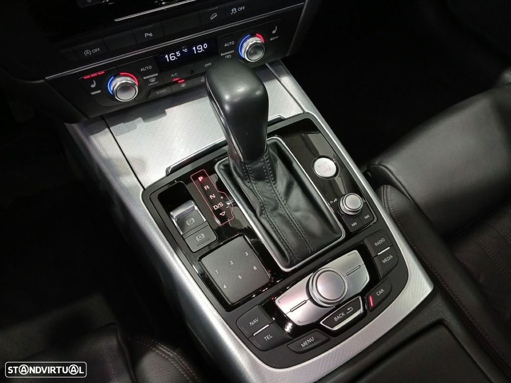 Audi A6 Allroad 3.0 TDi quattro S tronic - 21