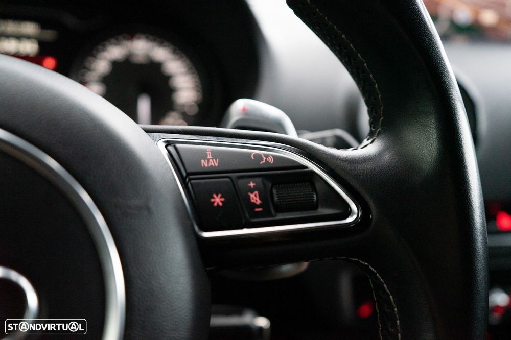 Audi S3 Sportback 2.0 TFSi quattro S tronic - 39