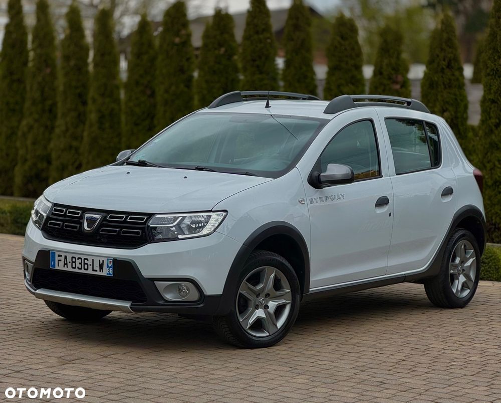 Dacia Sandero Stepway - 1
