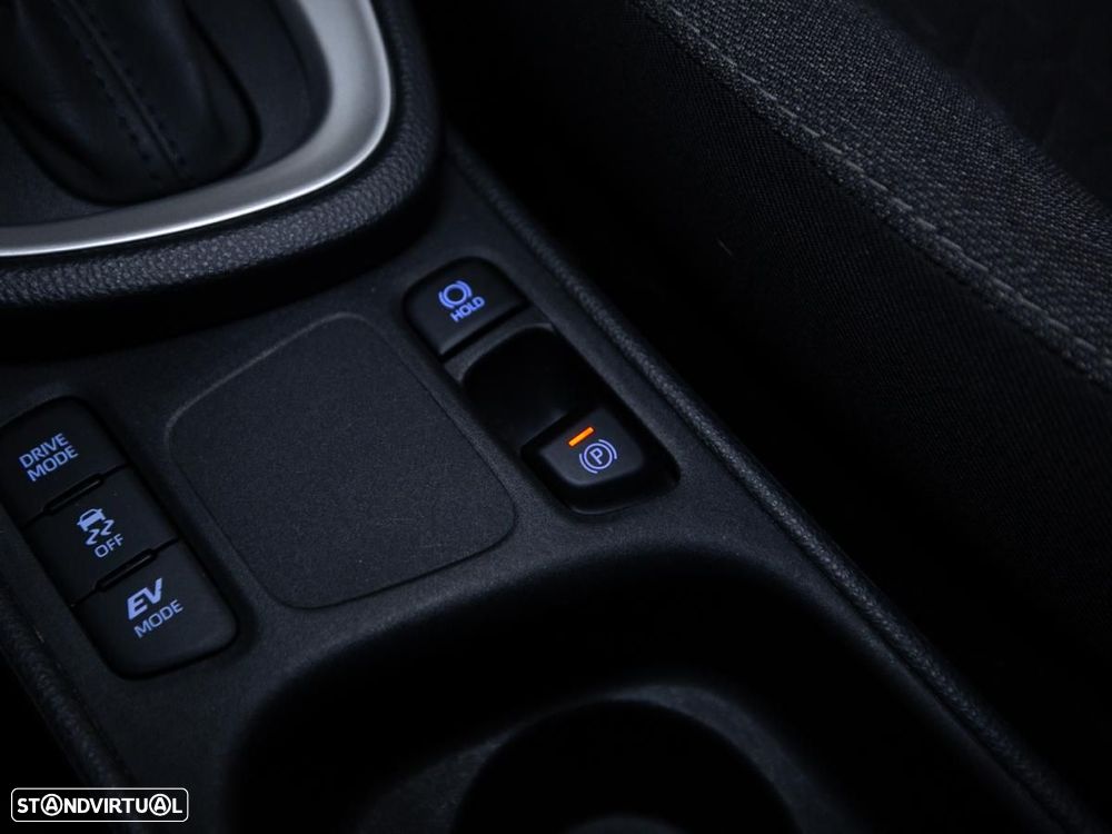 Toyota Yaris Cross 1.5 HDF Comfort Plus - 19