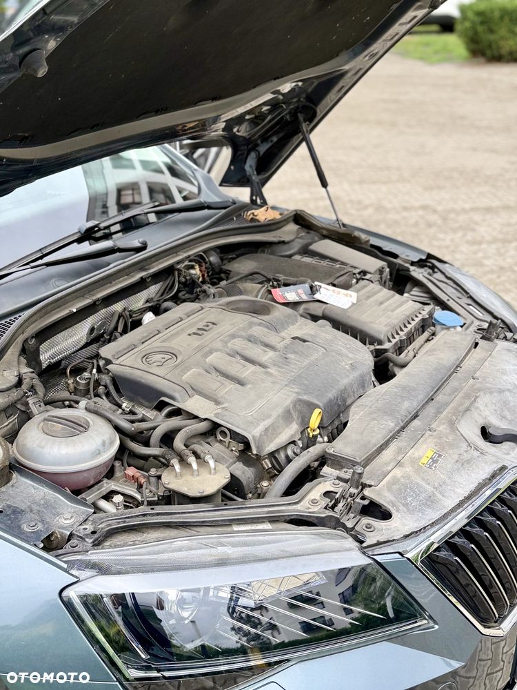 Skoda Superb 2.0 TDI 4x4 L&K DSG - 28