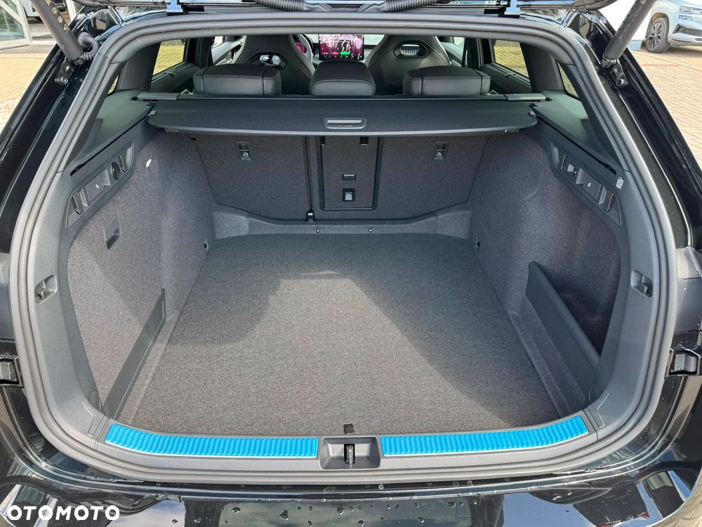 Skoda Superb 2.0 TDI SCR 4x4 Sportline DSG - 11