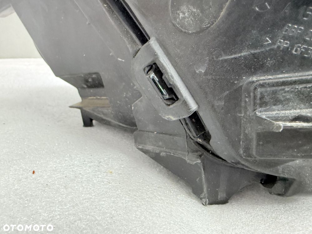 Reflektor lampa Przód prawa GLA lift A156 W156  A1569067600 PERFORMANCE - 3