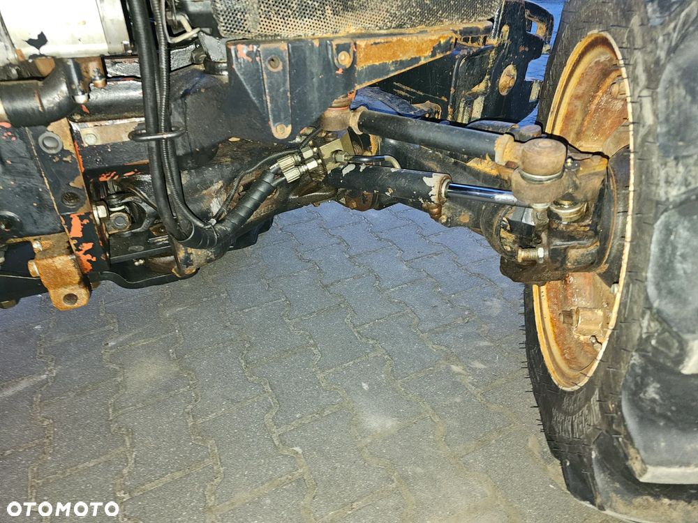 New Holland U2D6 ( w dokumentach) , model handlowy TN 85 FA - 9