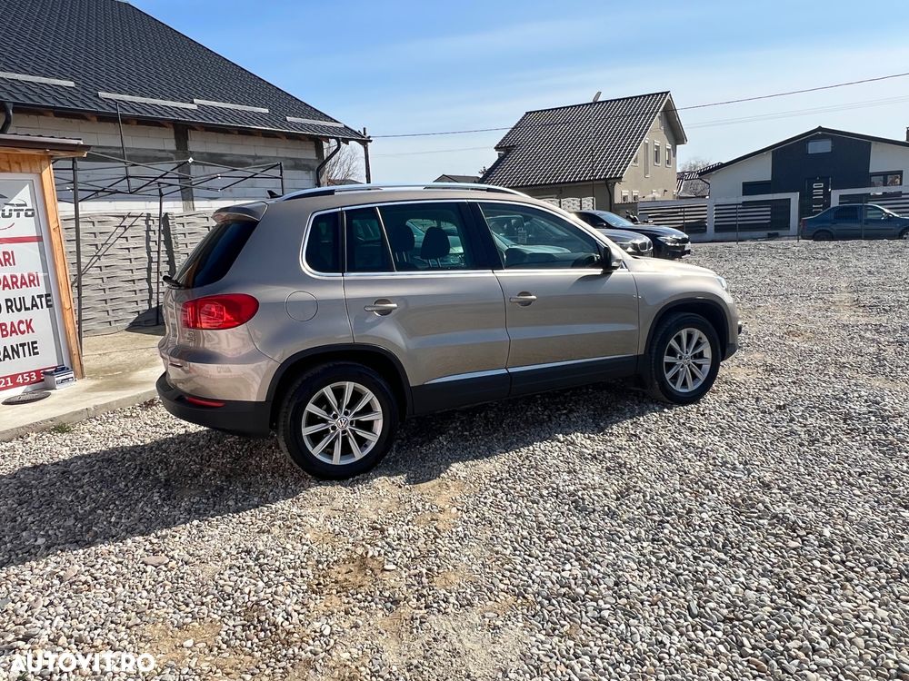 Volkswagen Tiguan - 11