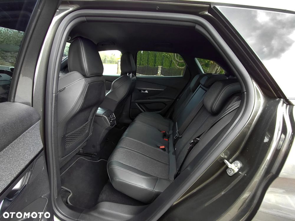 Peugeot 3008 1.5 BlueHDi GT Pack S&S EAT8 - 27