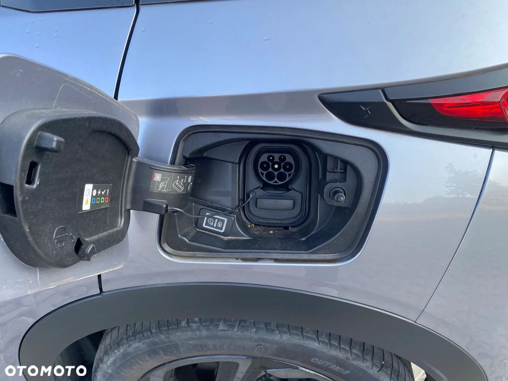 DS Automobiles DS 3 Crossback E-Tense Performance Line + - 9