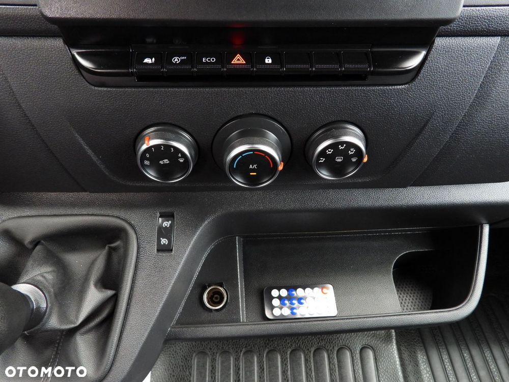 Renault MASTER WYWROTKA PODWÓJNA KABINA DOKA 6 MIEJSC TEMPOMAT LEDY BLIŹNIACZE KOŁA KLIMATYZACJA  145KM - 36