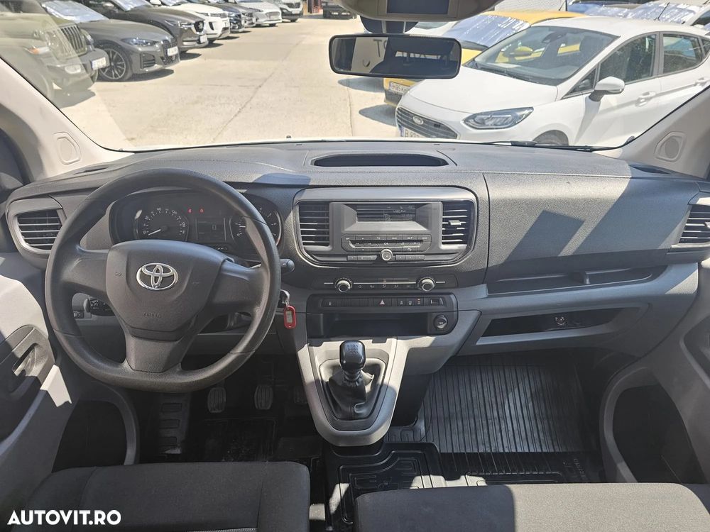 Toyota Proace 1.5 D-4D 120CP 8+1 L2H1 Base+ - 17