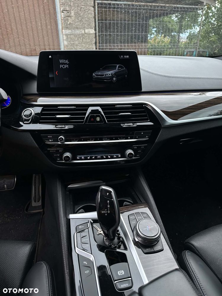BMW Seria 5 - 24