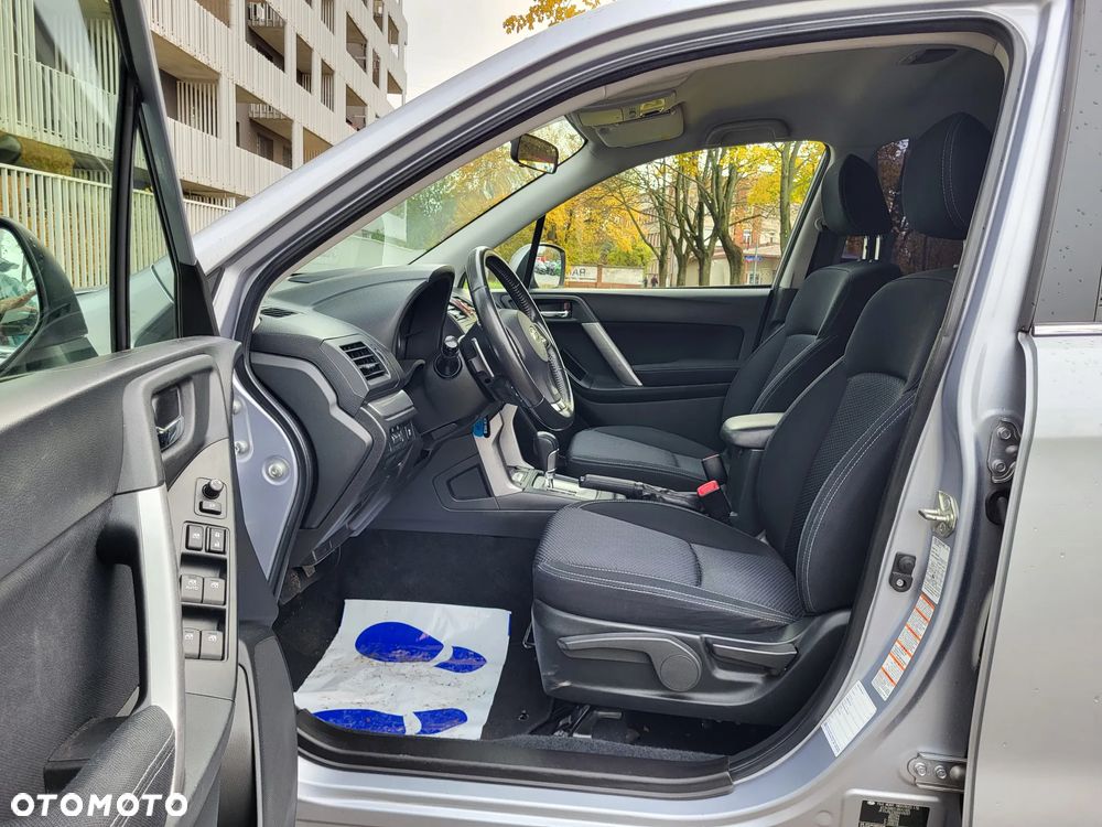 Subaru Forester 2.0i Comfort Lineartronic - 4