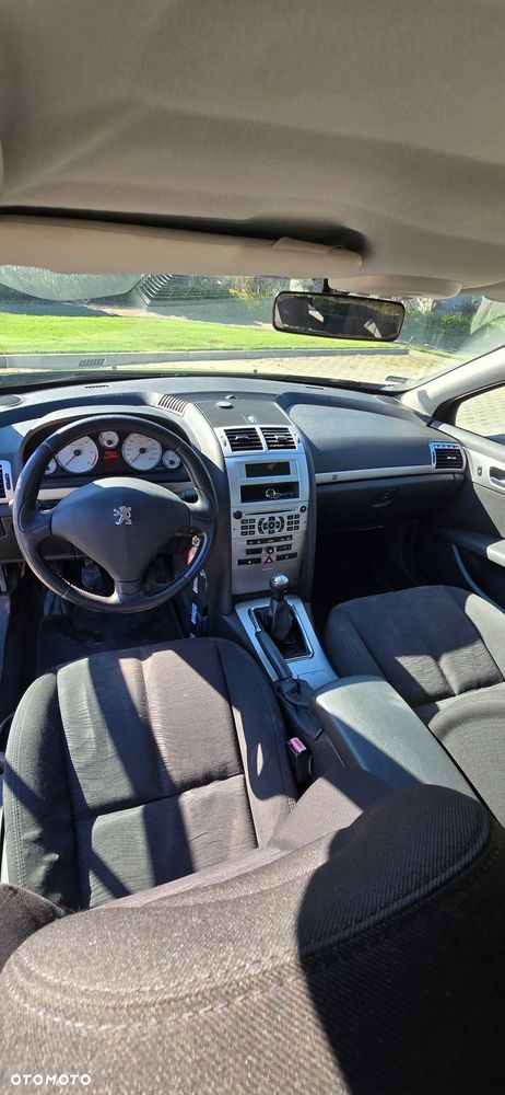 Peugeot 407 - 12