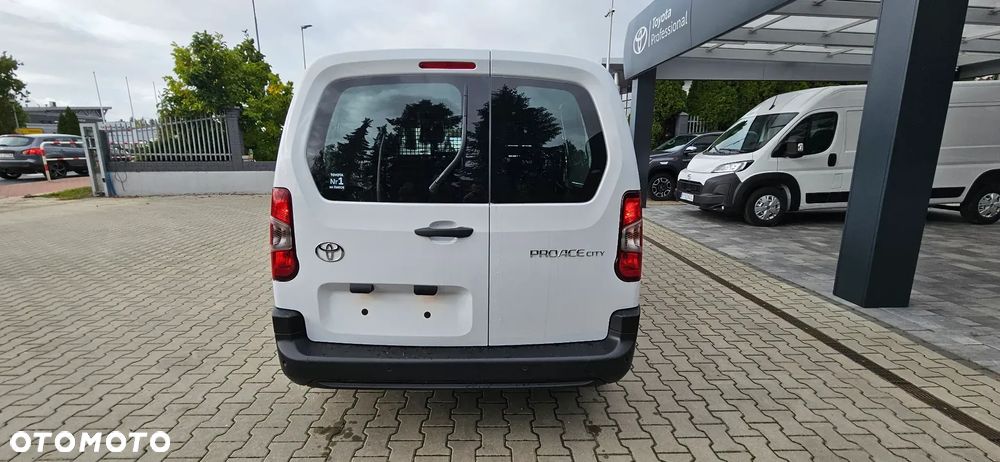 Toyota Procity Long - 5