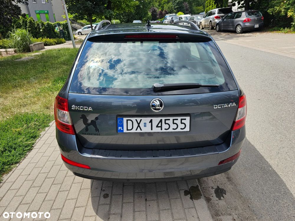 Skoda Octavia 1.6 TDI Elegance - 4