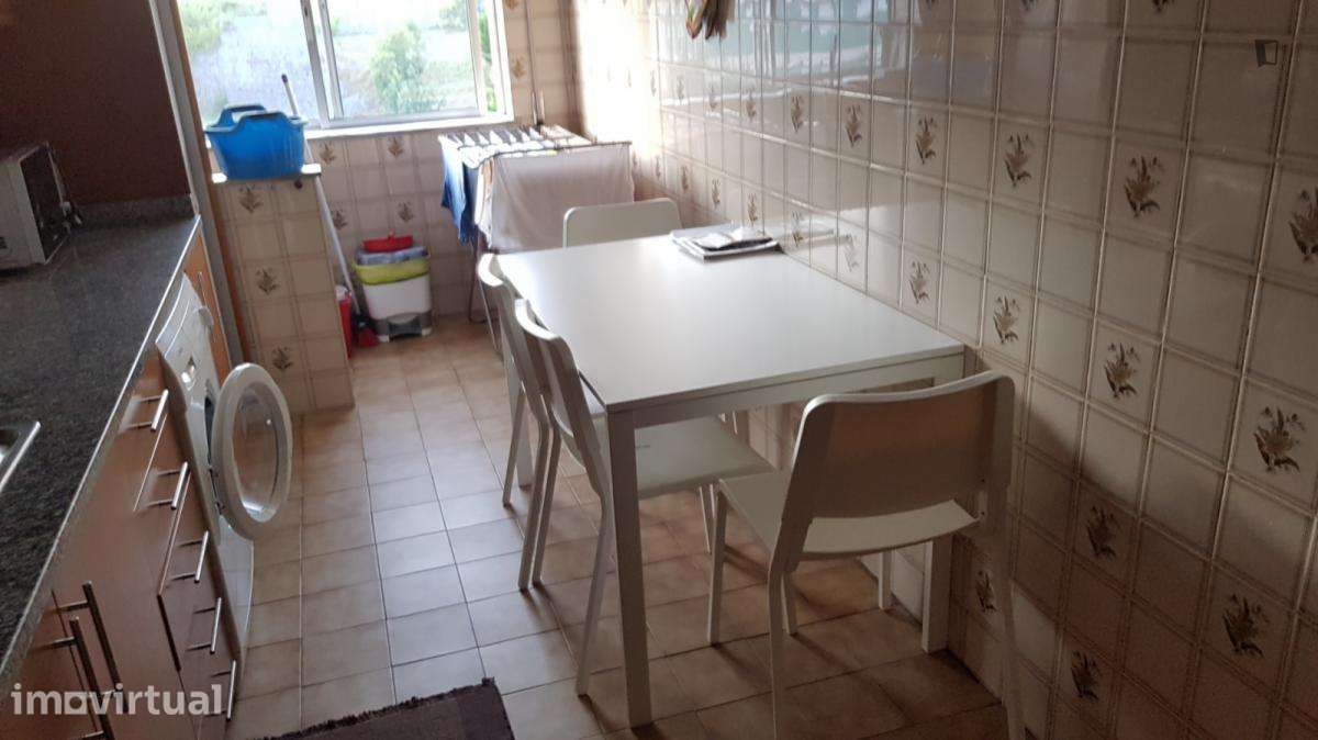 Quarto - localizado em São Vítor Braga - Grande imagem: 2/3