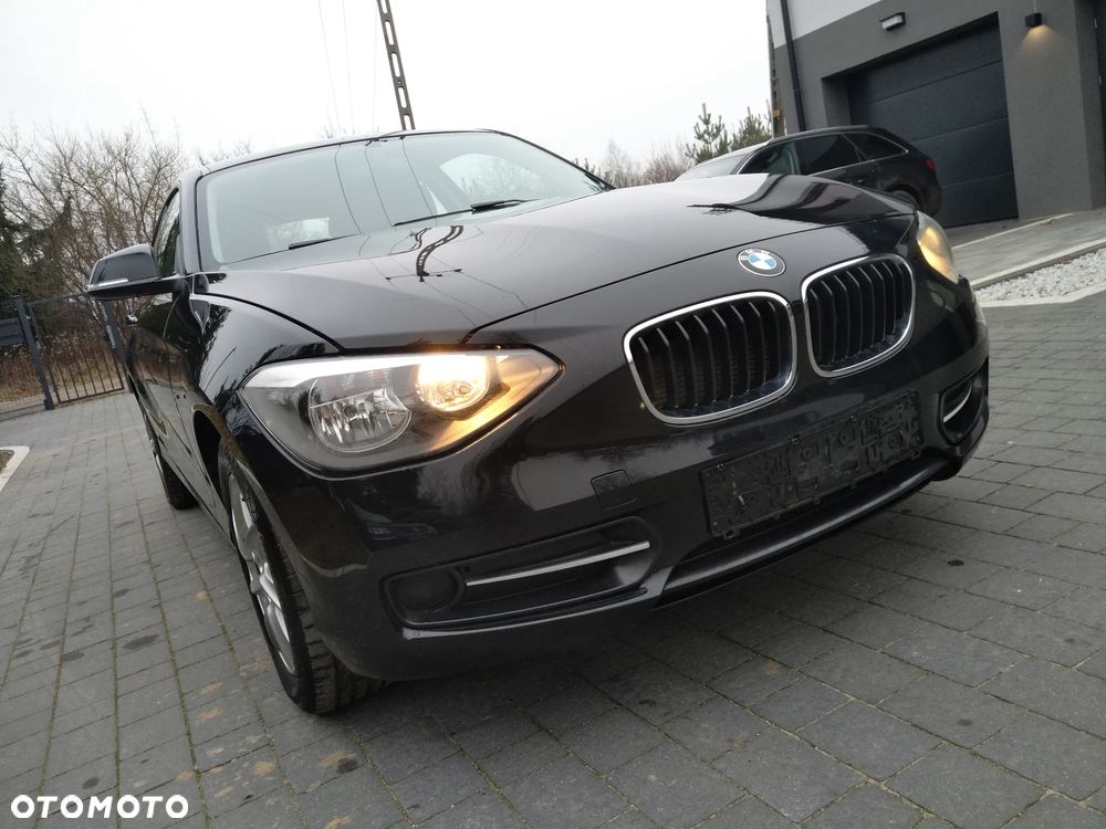 BMW Seria 1 116i Sport Line - 1