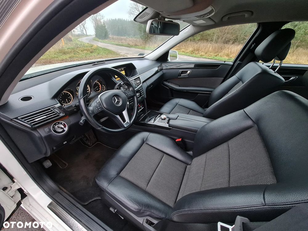 Mercedes-Benz Klasa E 200 CGI BlueEFFICIENCY 7G-TRONIC Avantgarde - 5