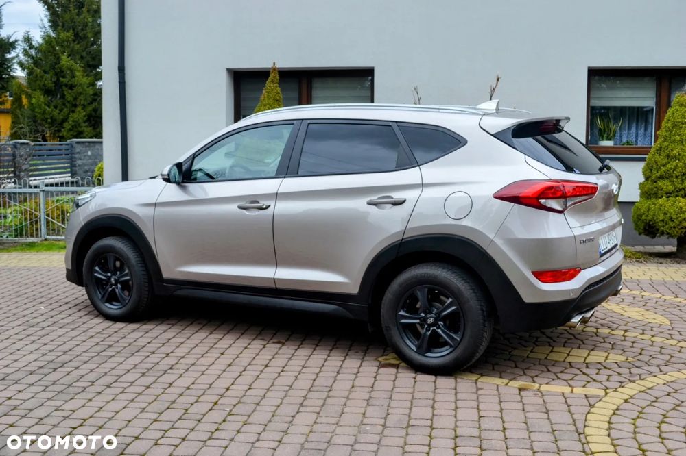 Hyundai Tucson blue 1.7 CRDi 2WD Advantage - 22