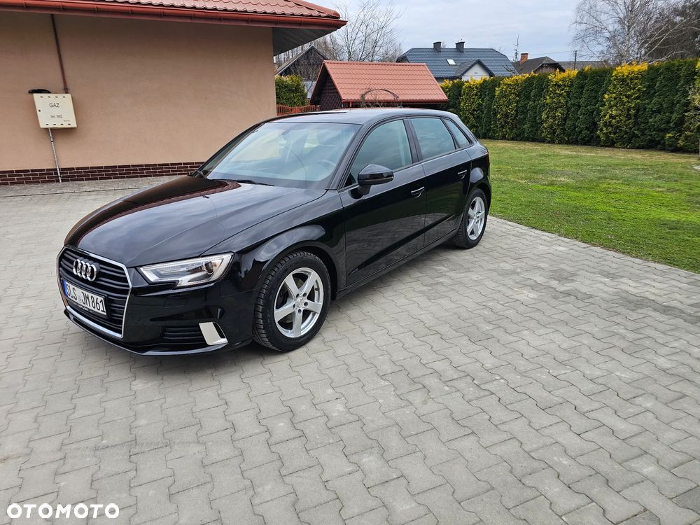 Audi A3 Sportback - 4