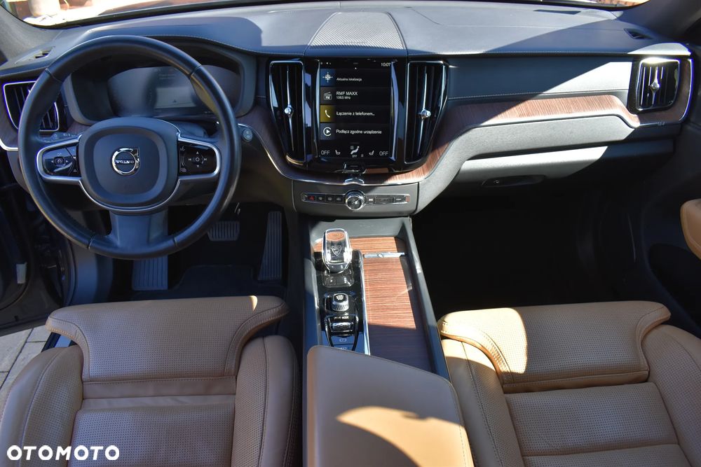 Volvo XC 60 B5 D AWD Inscription - 15