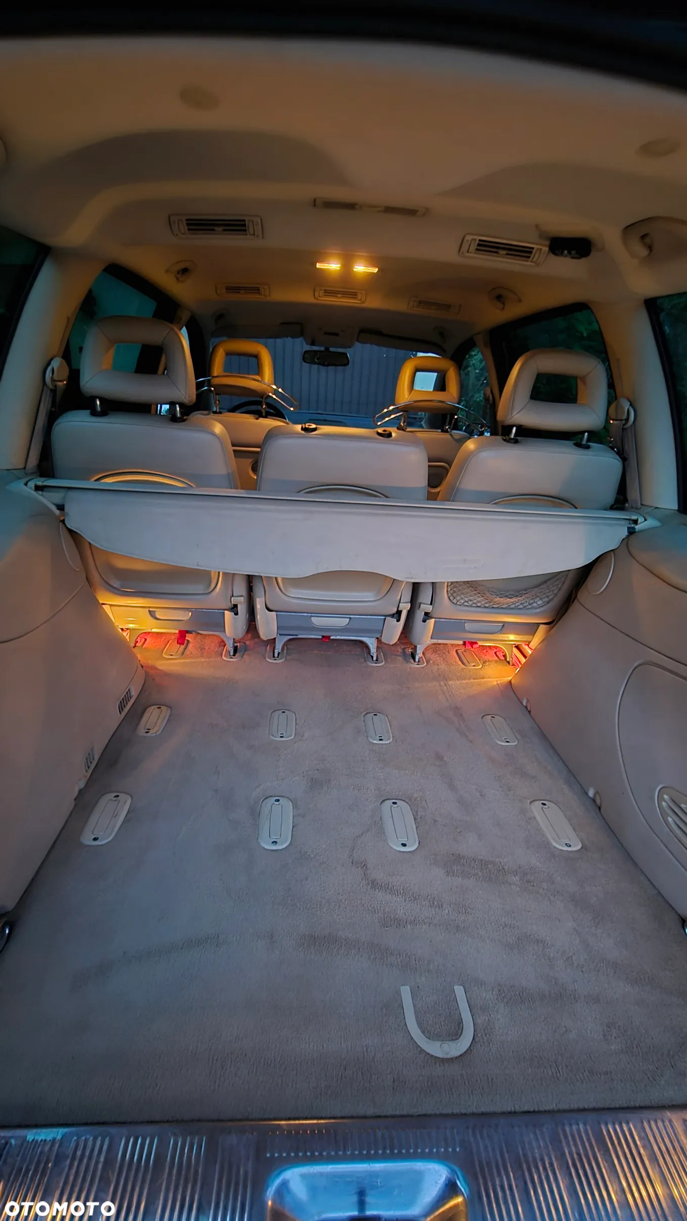 Volkswagen Sharan 1.9 TDI Highline - 7