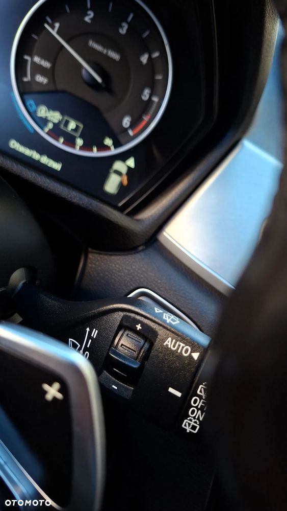 BMW X1 xDrive18d Sport - 38