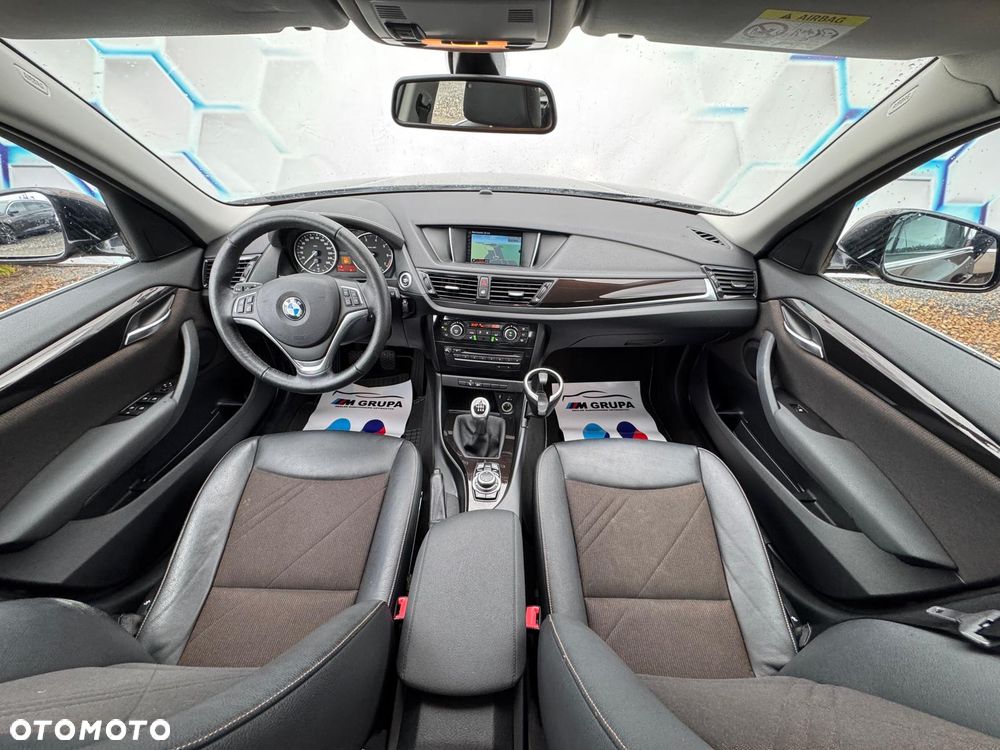 BMW X1 sDrive18i xLine - 30