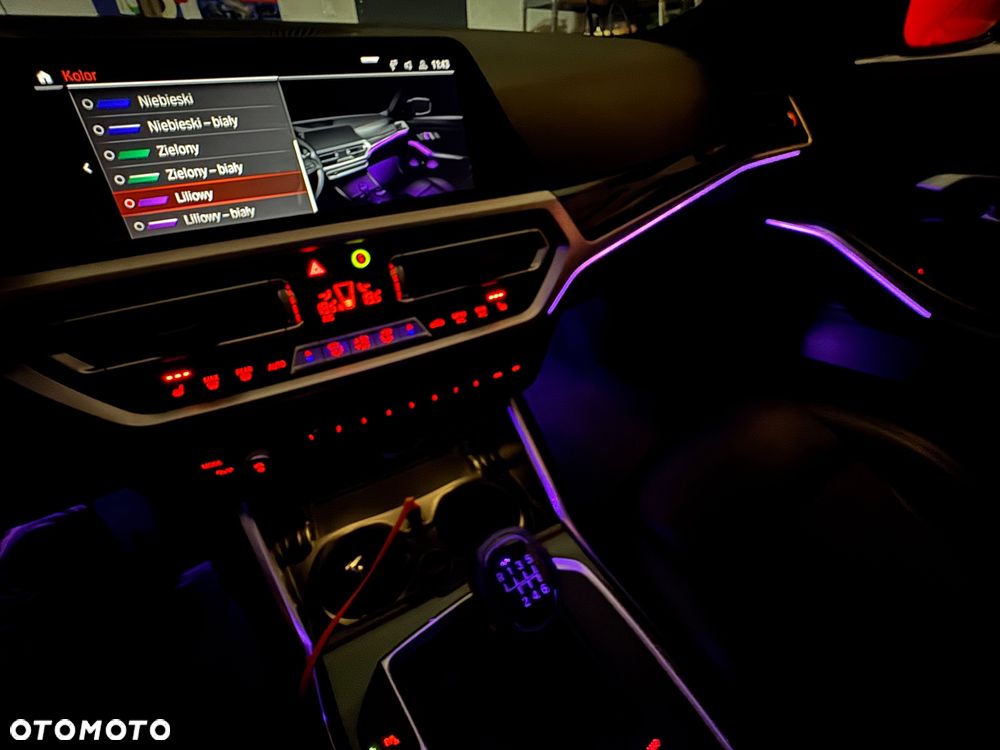 BMW Seria 3 320d Sport Line - 23