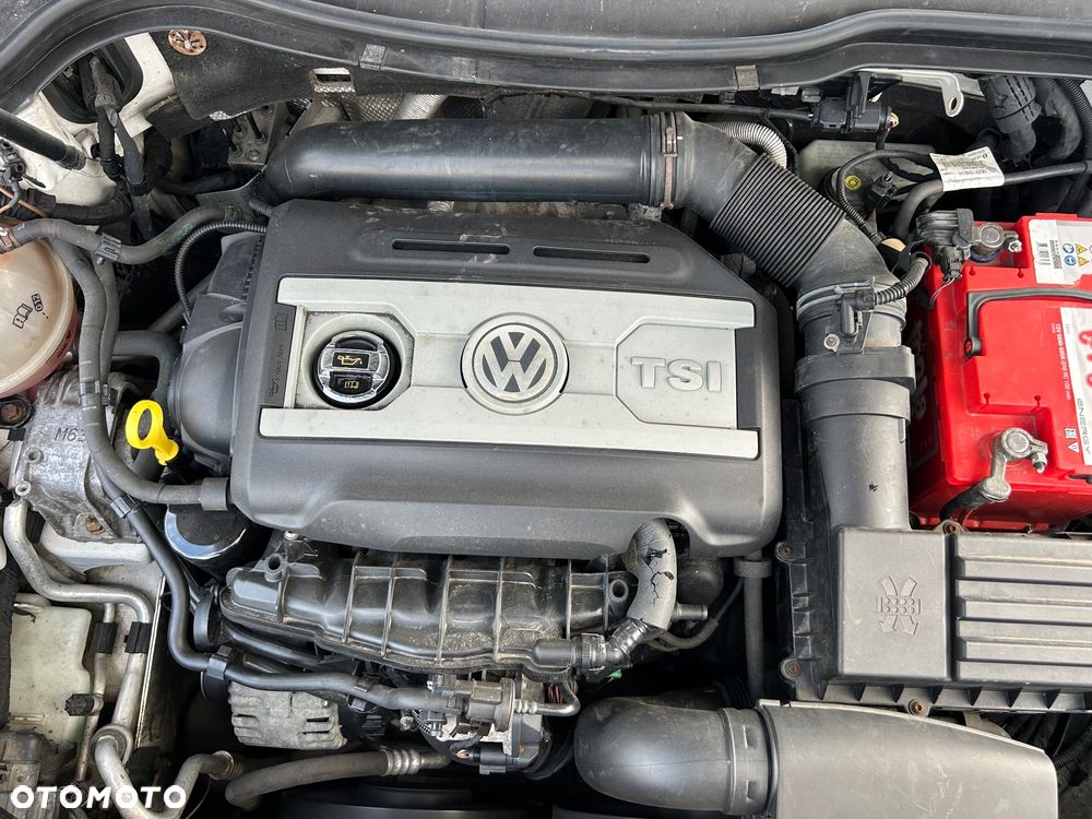 Volkswagen Passat - 13