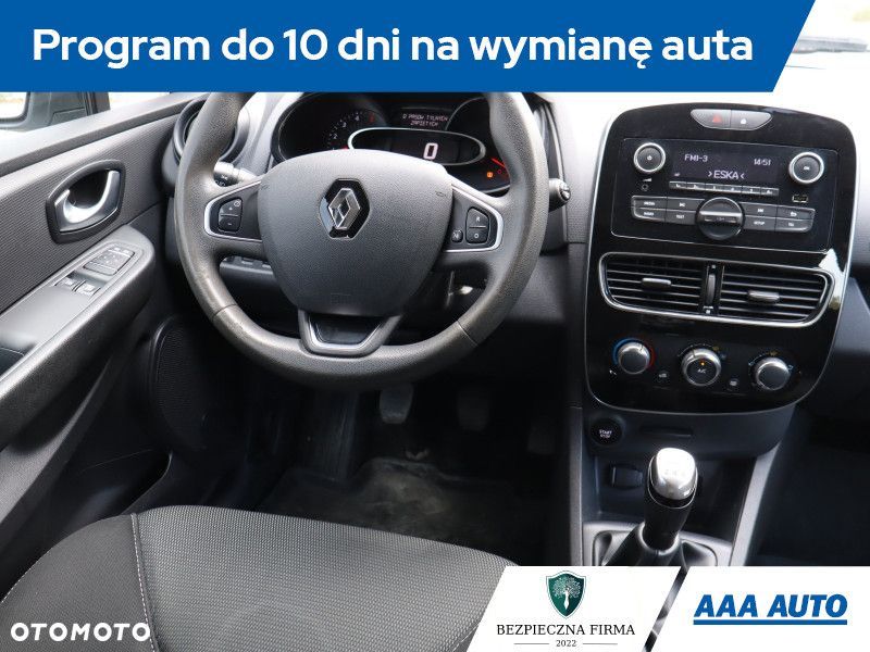 Renault Clio - 8