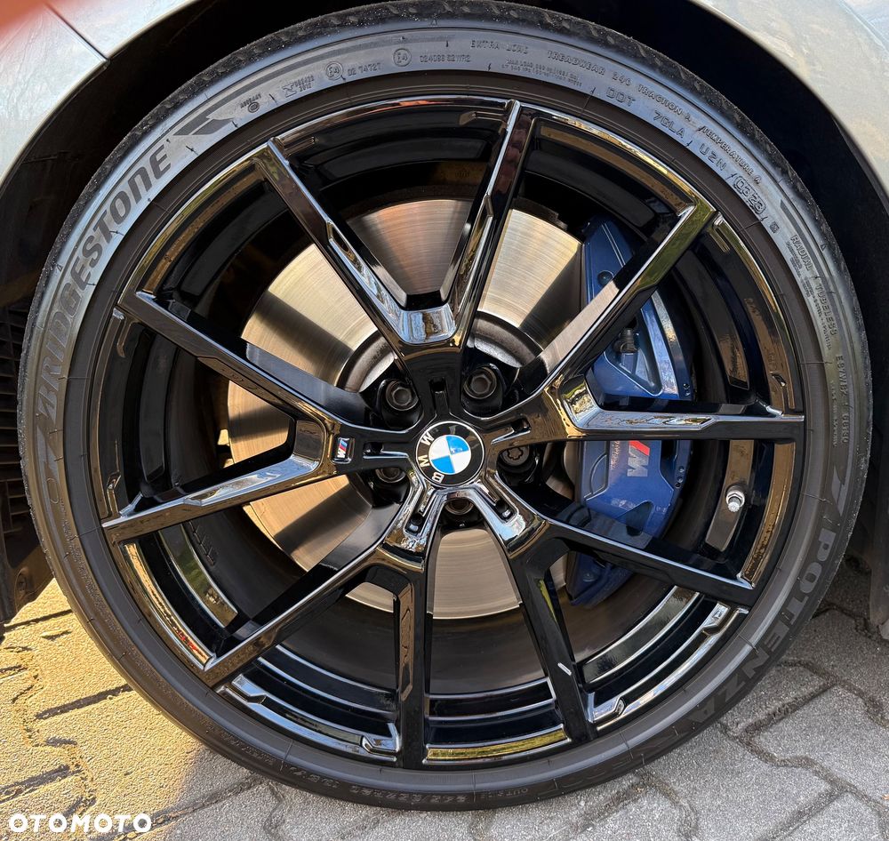 BMW Seria 8 - 16