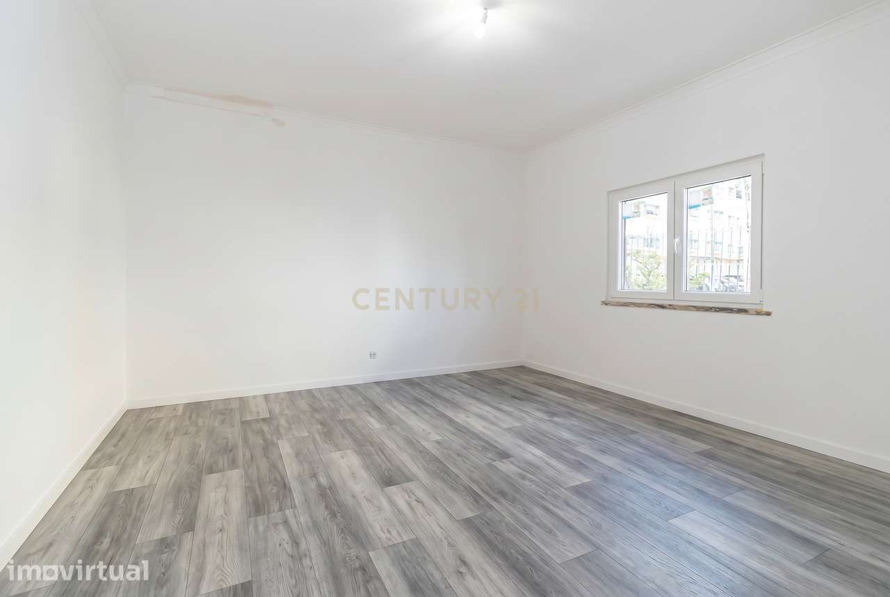 Moradia Térrea T3 Totalmente remodelado - Grande imagem: 3/21