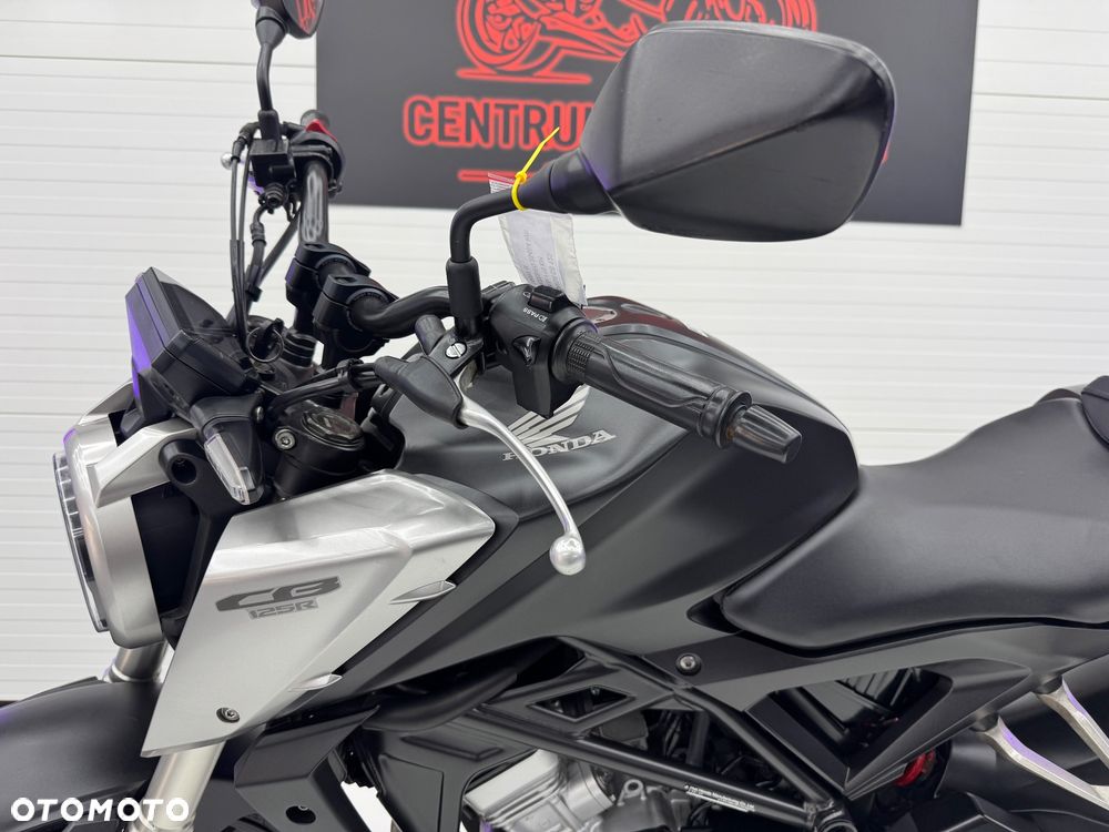 Honda CB - 32