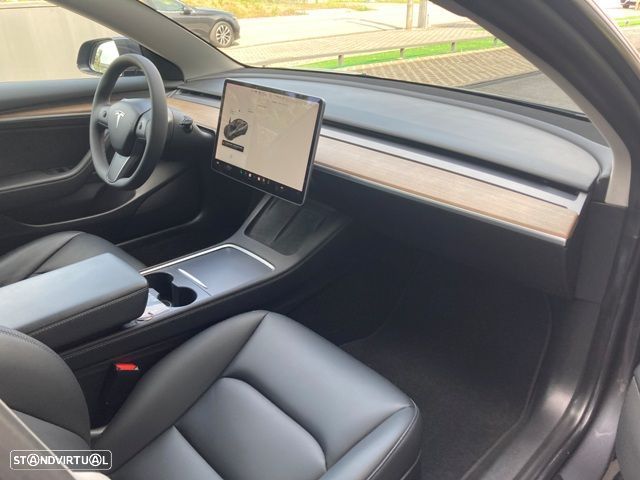 Tesla Model 3 Long Range Tração Integral - 26
