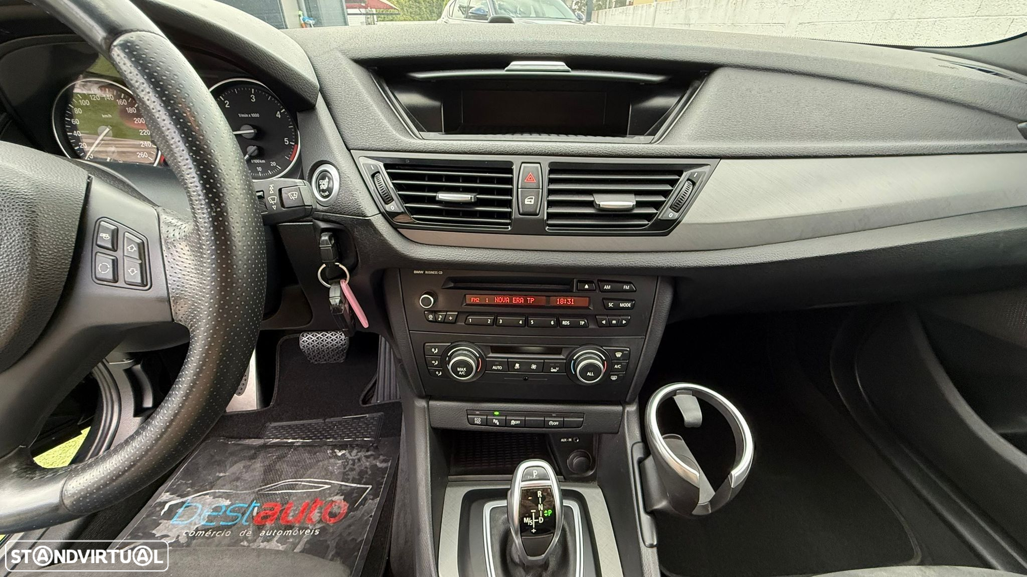 BMW X1 18 d sDrive Auto Pack M - 26