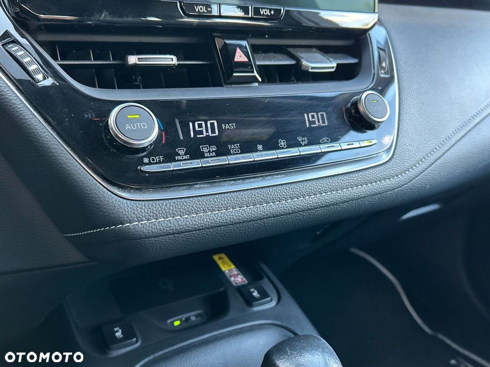 Toyota Corolla 1.8 Hybrid Comfort - 19