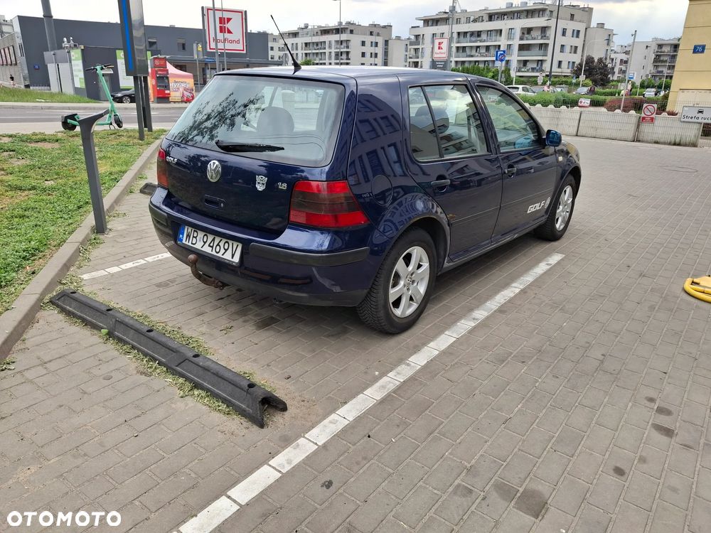 Volkswagen Golf - 3