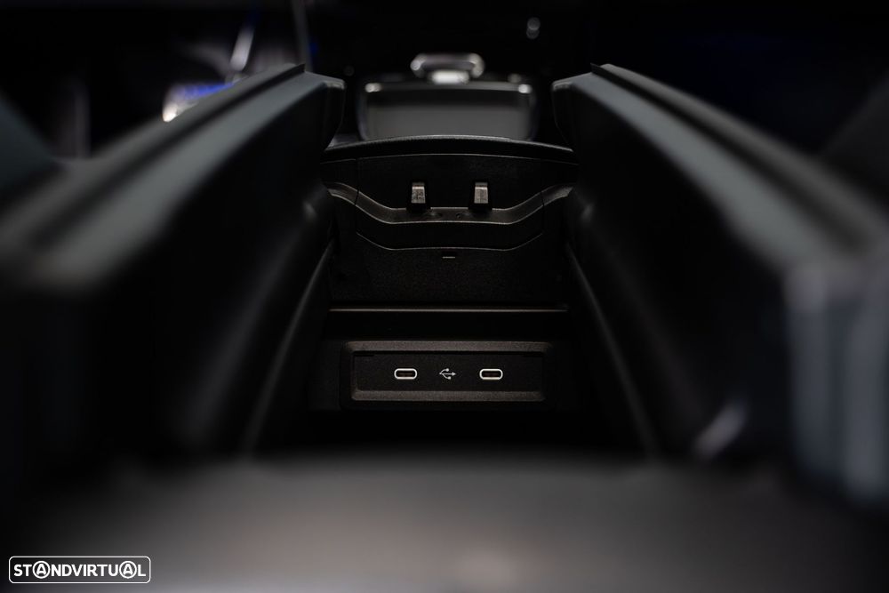 Mercedes-Benz A 250 e AMG Line - 46