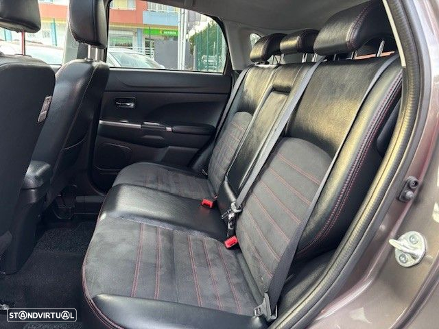 Mitsubishi ASX 1.6 DI-D Instyle Connect Edition - 17