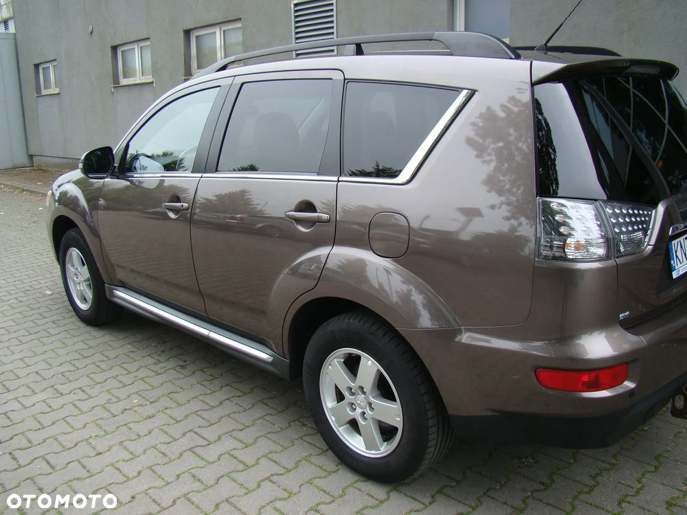 Mitsubishi Outlander 2.0 Intense + 2WD EU5 - 5