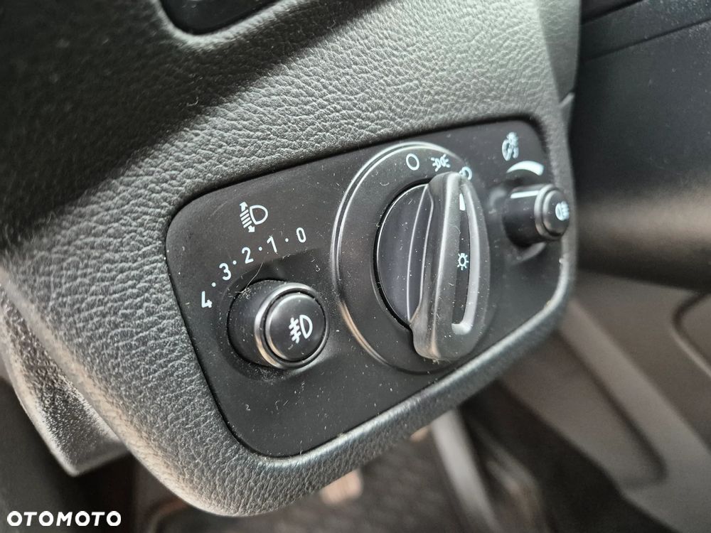 Ford Kuga 2.0 TDCi 2x4 Individual - 9