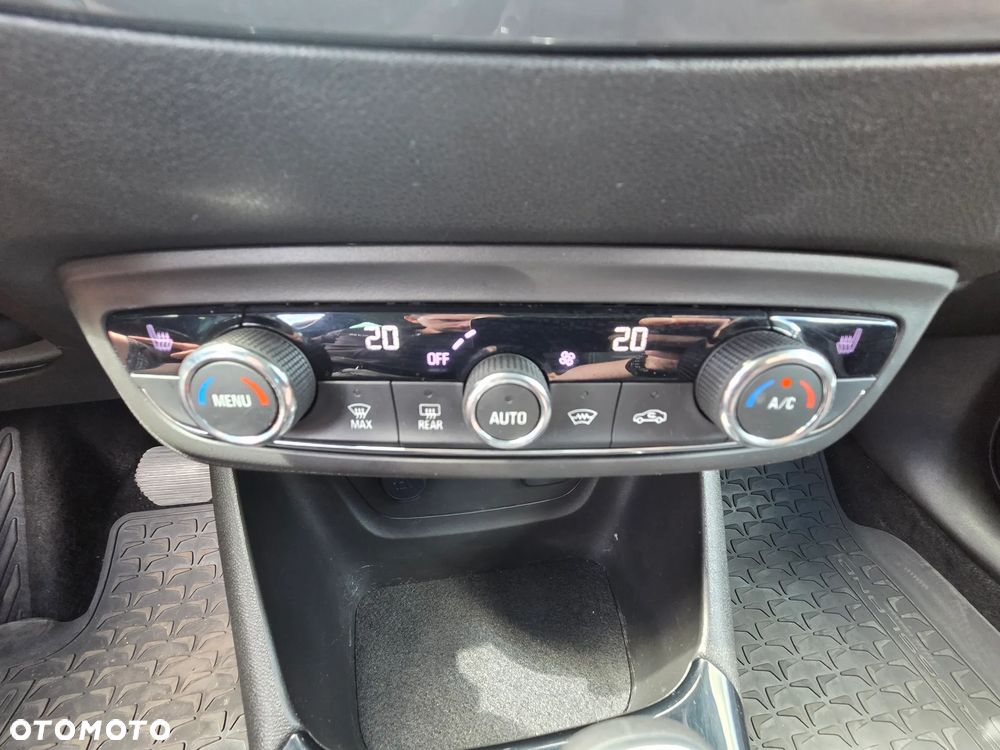 Opel Crossland X - 28