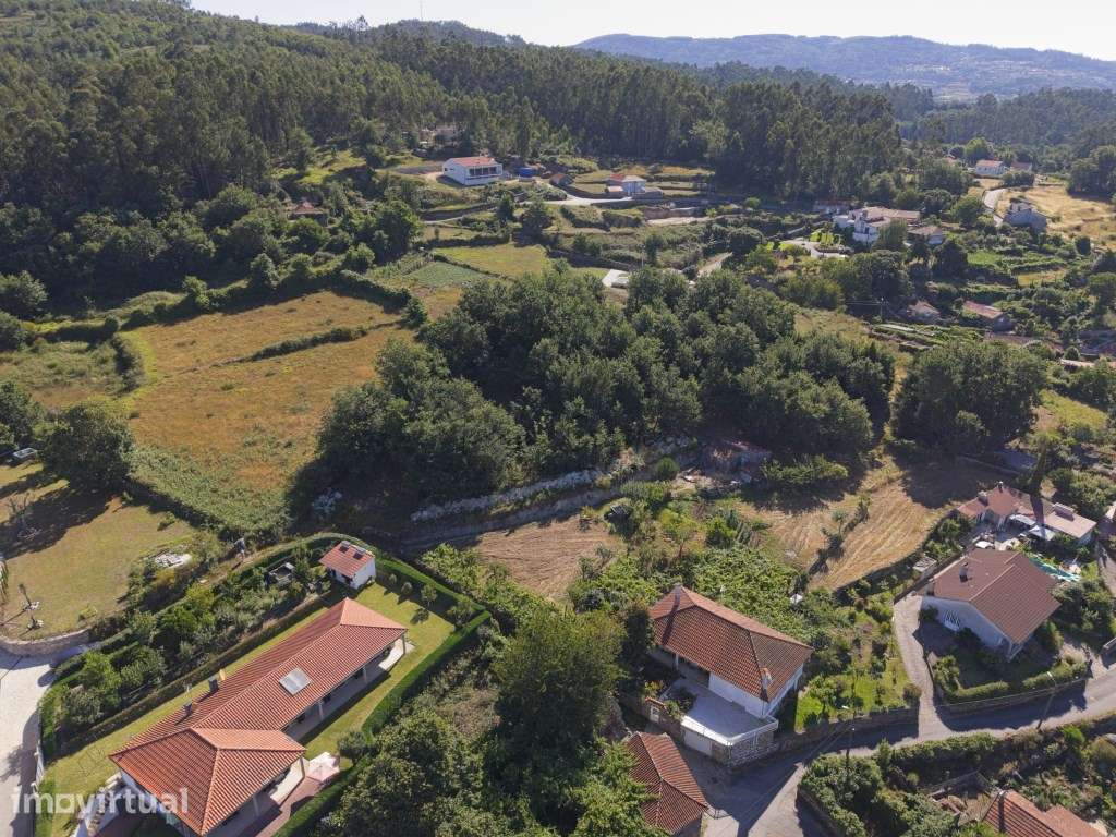 Terreno com PIP e 4.040 m² | Formariz, Paredes de Coura - Grande imagem: 2/21