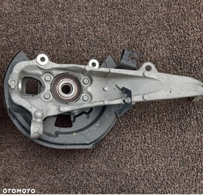 Zwrotnica z Tarcza Kotwiczna prawa i lewa INFINITI Q50 S hybryda - 3