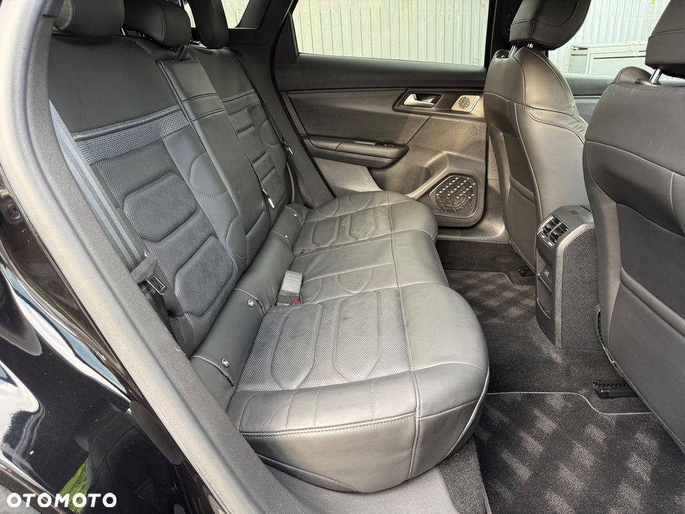 Citroën C5X 1.6 PHEV 225 Shine EAT8 - 11