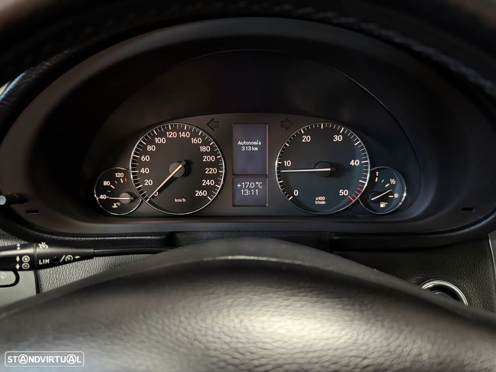 Mercedes-Benz C 220 CDI Avantgarde DPF - 41