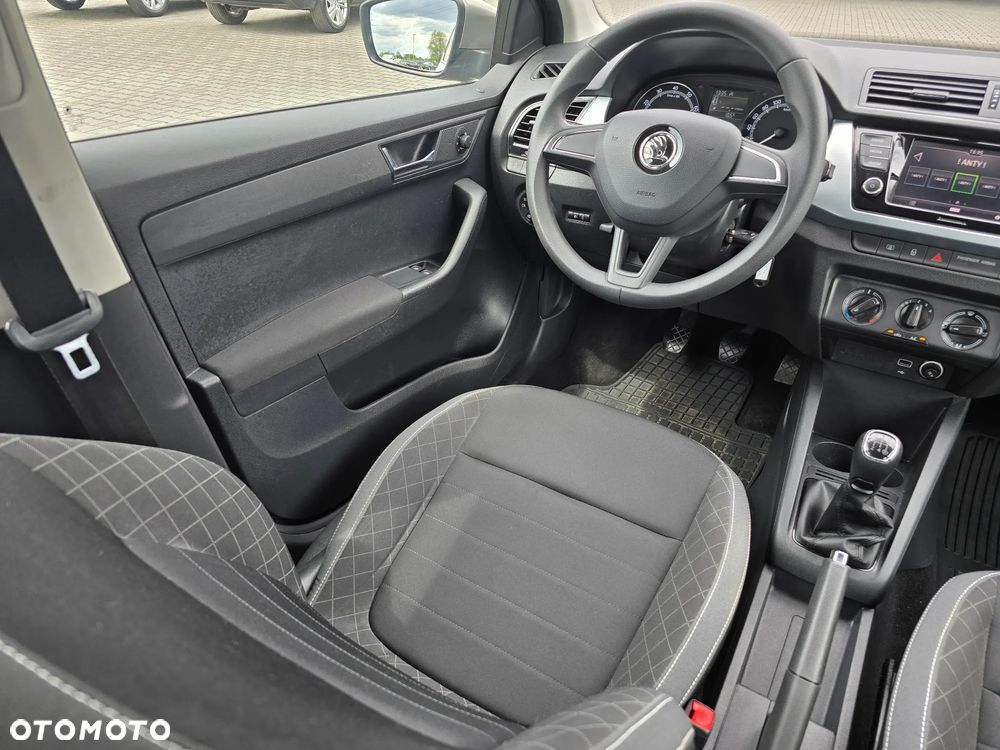 Skoda Fabia 1.0 Ambition - 14