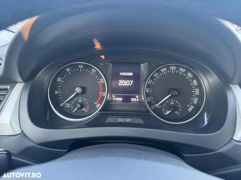 Skoda RAPID - 13