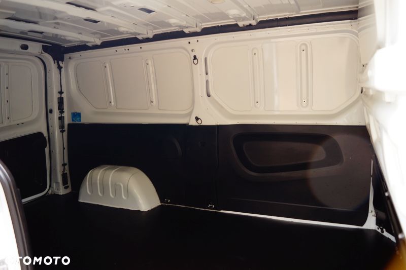 Opel Vivaro CDTI Long Salon Pl Bogata Opcja Serwis Faktura Vat  Super Stan - 7