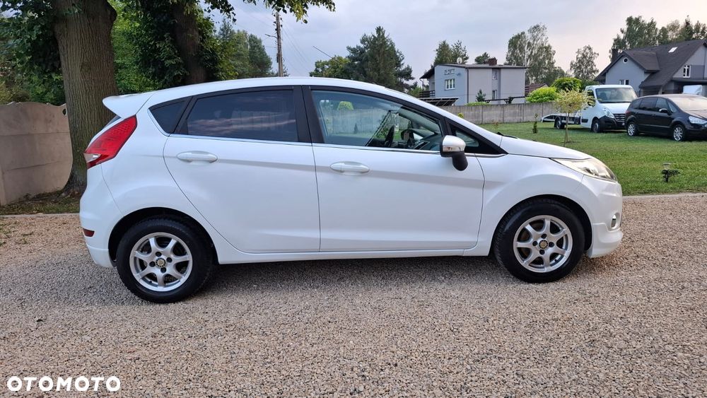 Ford Fiesta 1.25 Titanium - 11